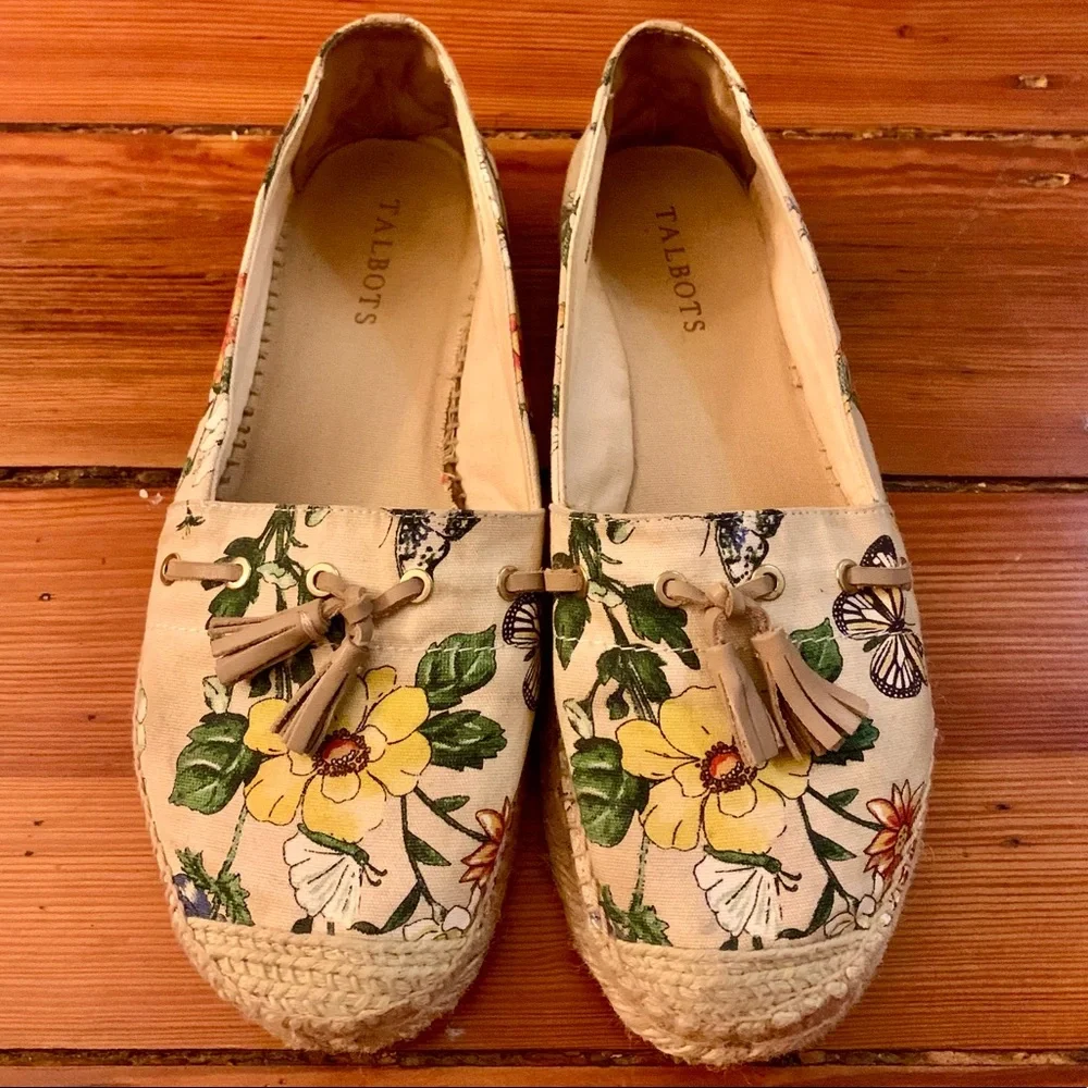 Floral Canvas Espadrille Slip-On Shoes - Beige